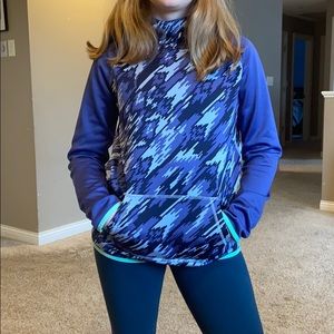 Nike girls performance sweatshirt
